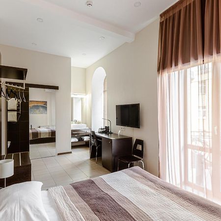 Incognito Boutique Hotel Kiev Ngoại thất bức ảnh