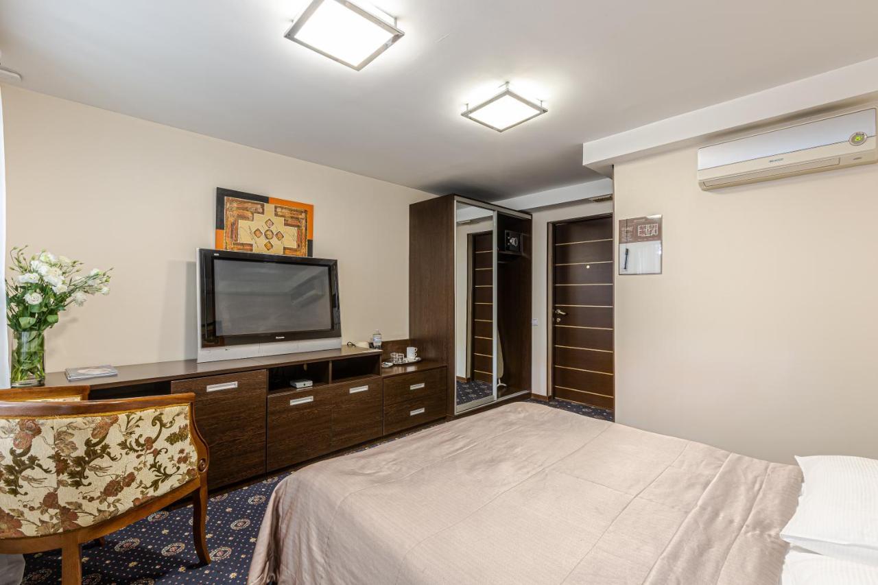 Incognito Boutique Hotel Kiev Ngoại thất bức ảnh