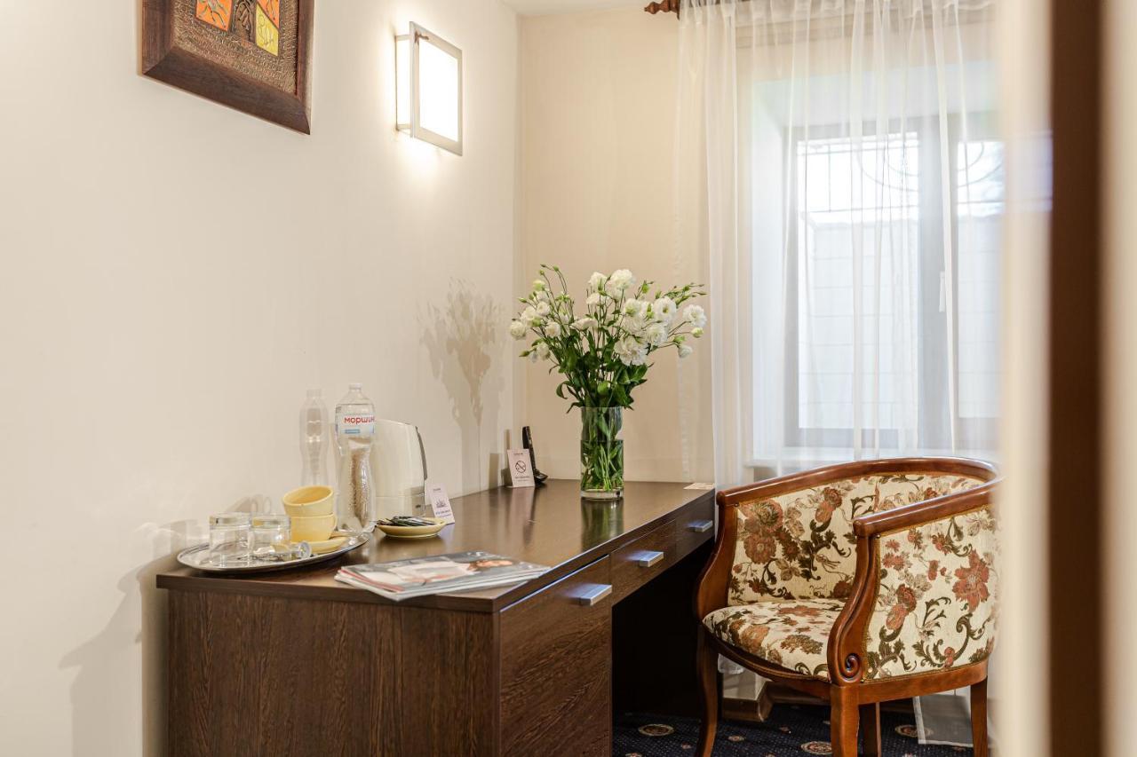 Incognito Boutique Hotel Kiev Ngoại thất bức ảnh