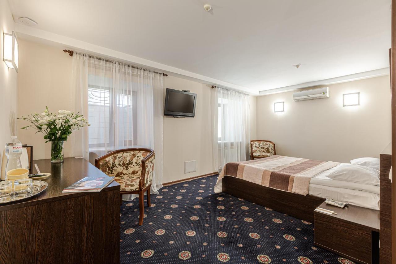 Incognito Boutique Hotel Kiev Ngoại thất bức ảnh