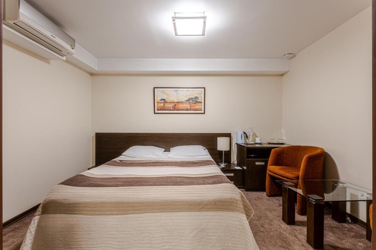 Incognito Boutique Hotel Kiev Ngoại thất bức ảnh