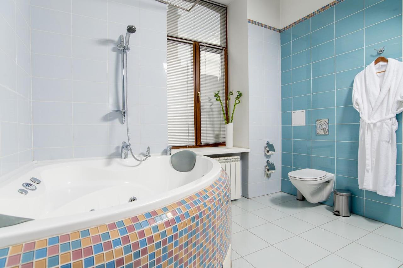 Incognito Boutique Hotel Kiev Ngoại thất bức ảnh