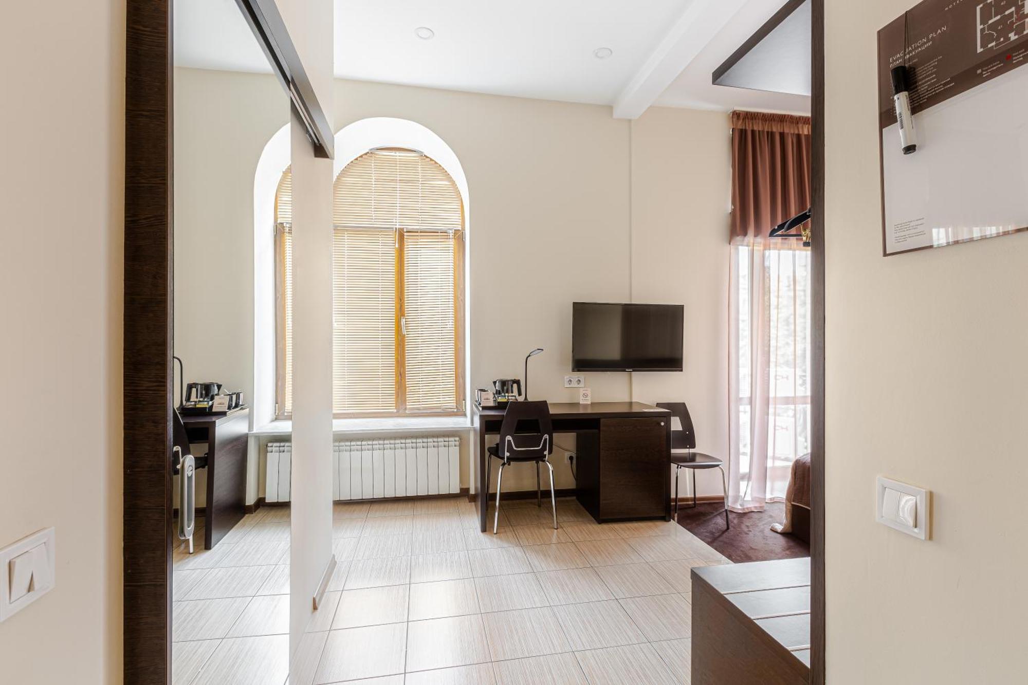 Incognito Boutique Hotel Kiev Ngoại thất bức ảnh